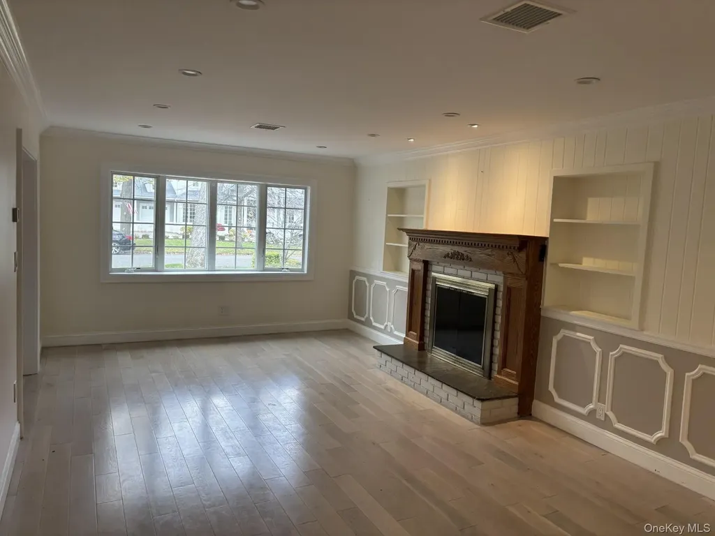 71 Maple Avenue Bethpage NY 11714