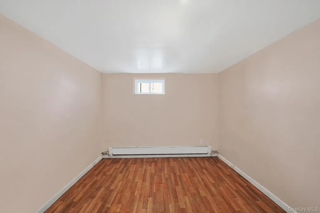 13841 230th Place Laurelton NY 11413