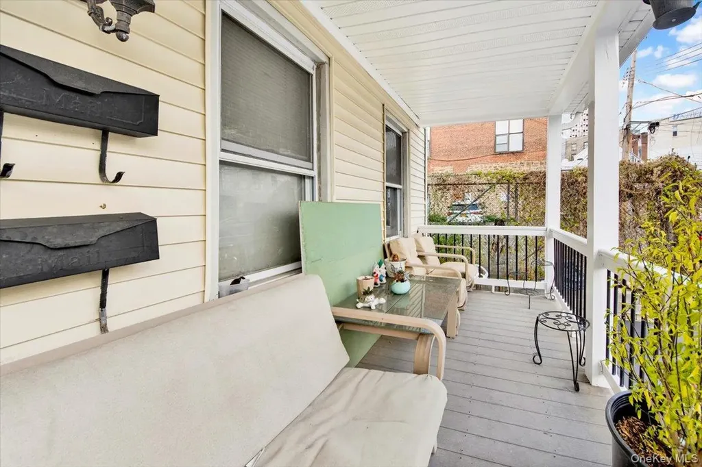 14 Bartels Place New Rochelle NY 10801