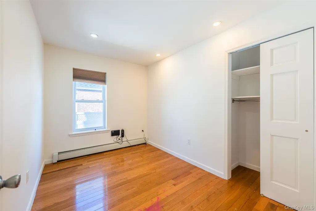 24563 61st Avenue Little Neck NY 11362