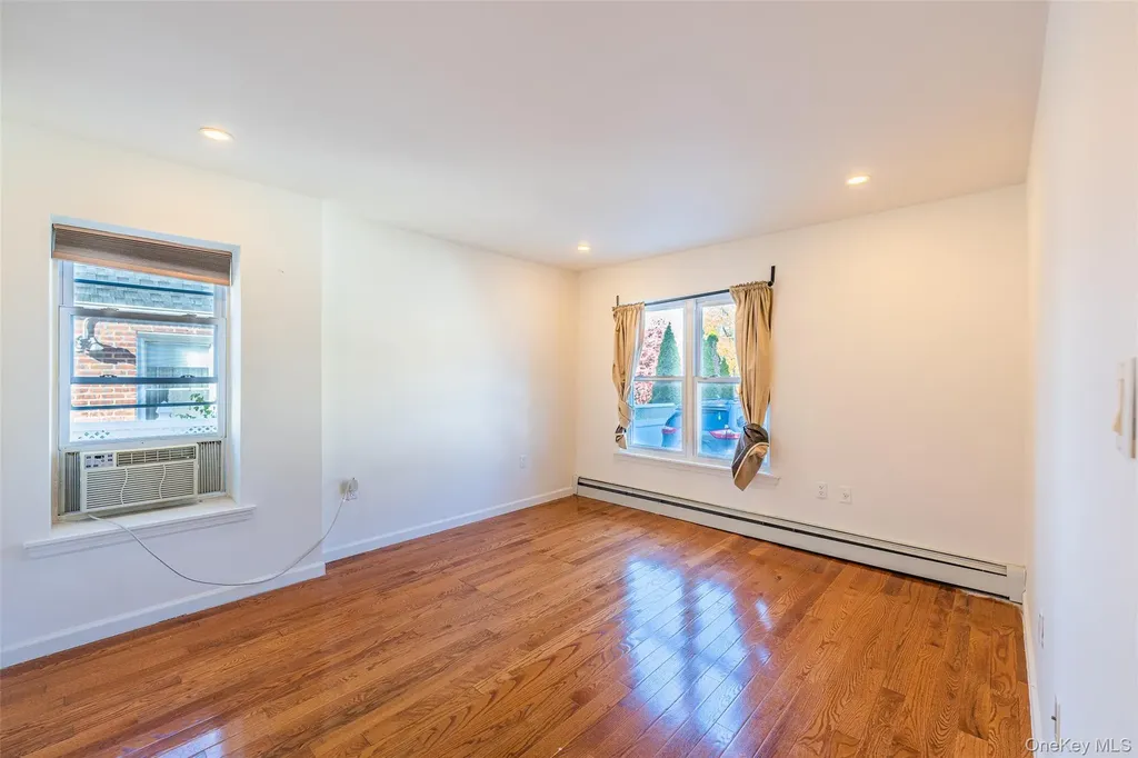 24563 61st Avenue Little Neck NY 11362