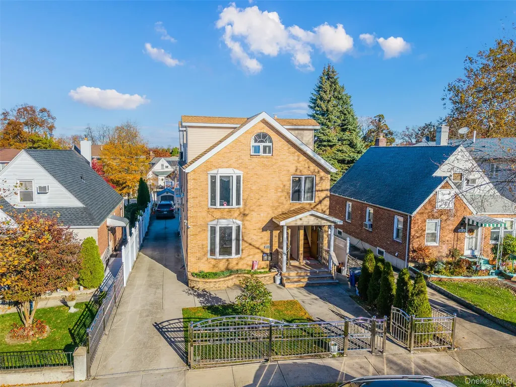 24563 61st Avenue Little Neck NY 11362