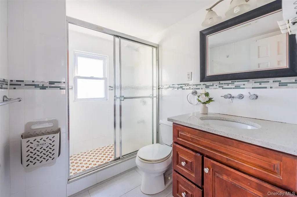 24563 61st Avenue Little Neck NY 11362