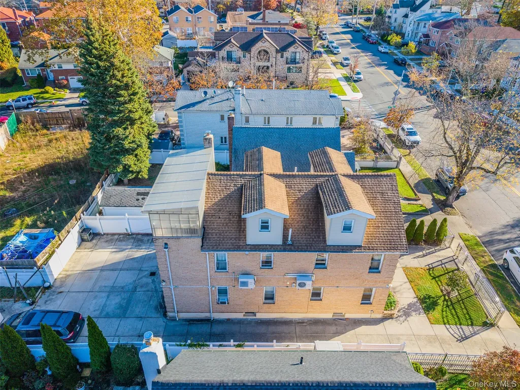 24563 61st Avenue Little Neck NY 11362