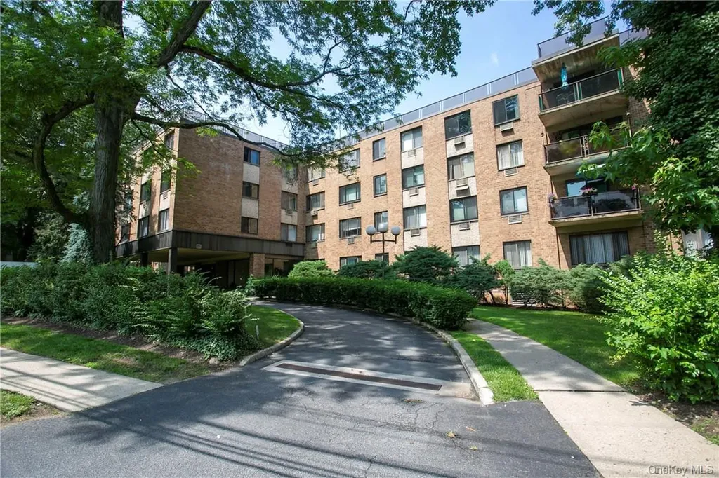 1101 Midland Avenue Bronxville NY 10708