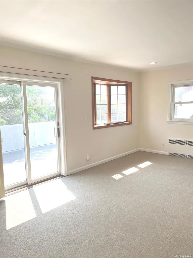 307 Magnolia Boulevard Long Beach NY 11561
