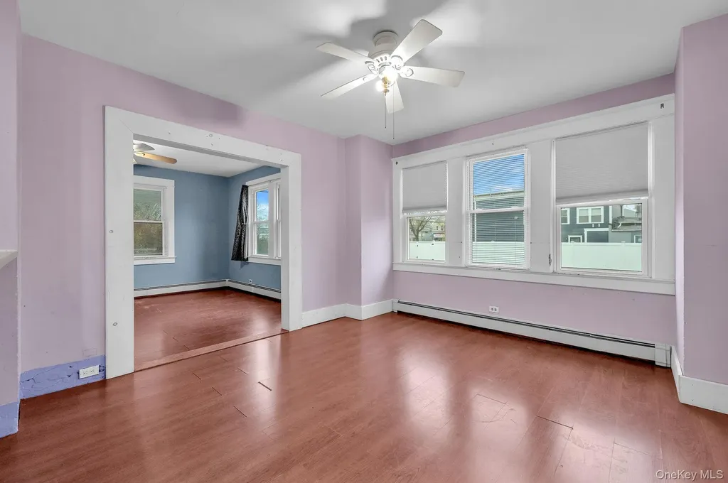 4 3rd Avenue East Islip NY 11730