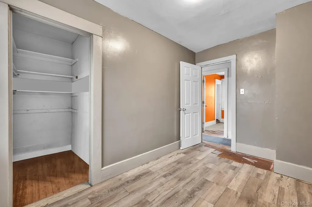 4 3rd Avenue East Islip NY 11730