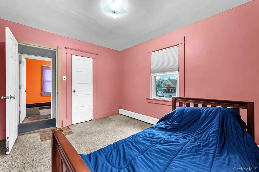 4 3rd Avenue East Islip NY 11730