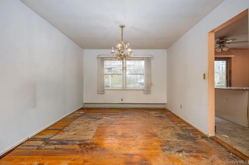 2 Deborah Lane Valley Cottage NY 10989