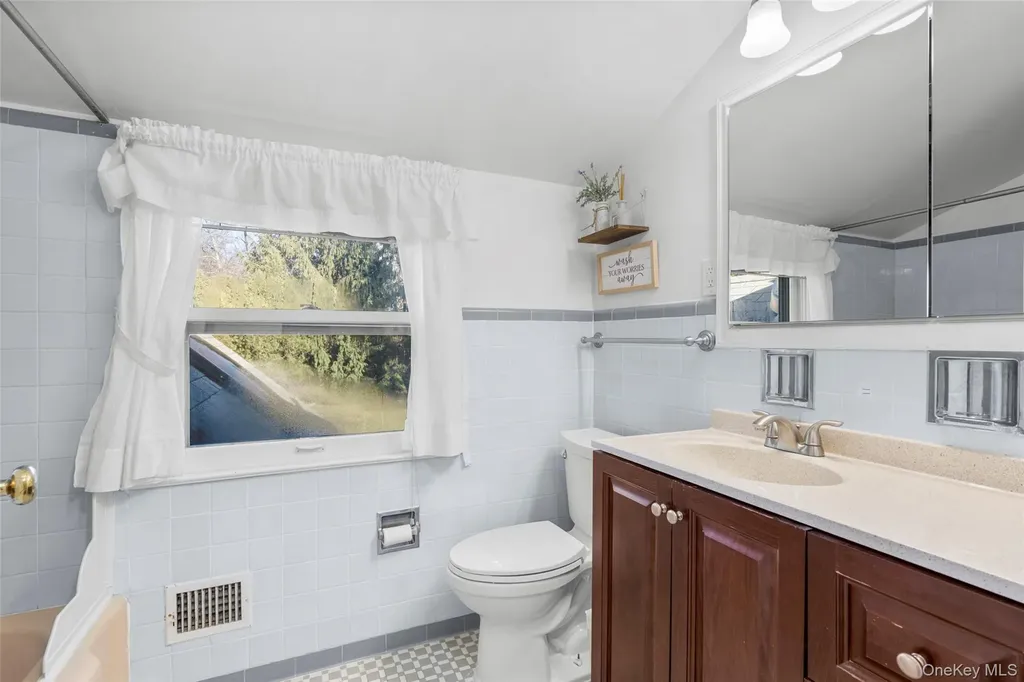 226 Guion Drive Mamaroneck NY 10543