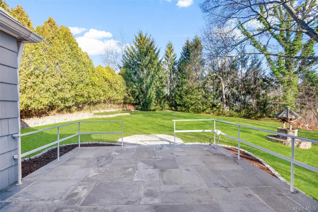 226 Guion Drive Mamaroneck NY 10543