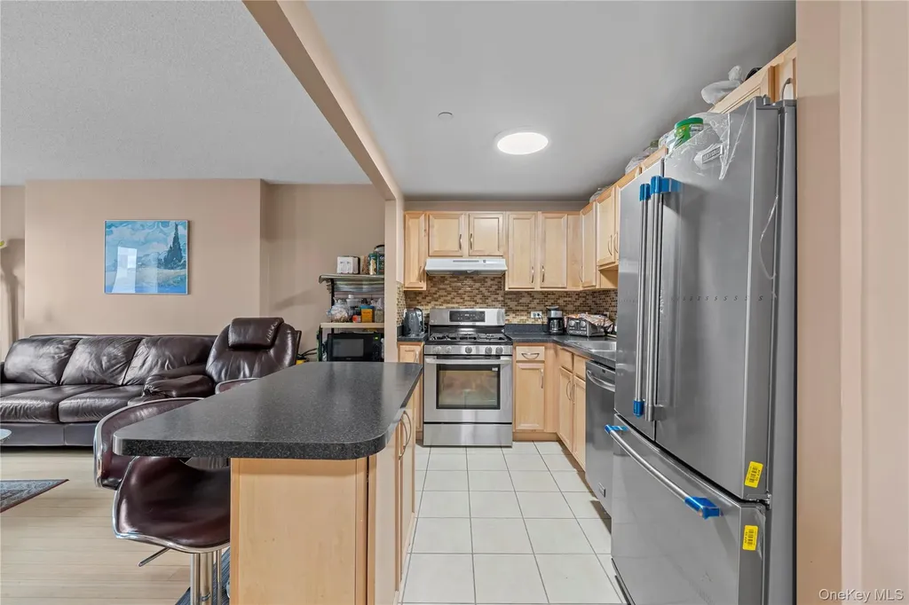 3044 3rd Avenue Bronx NY 10451