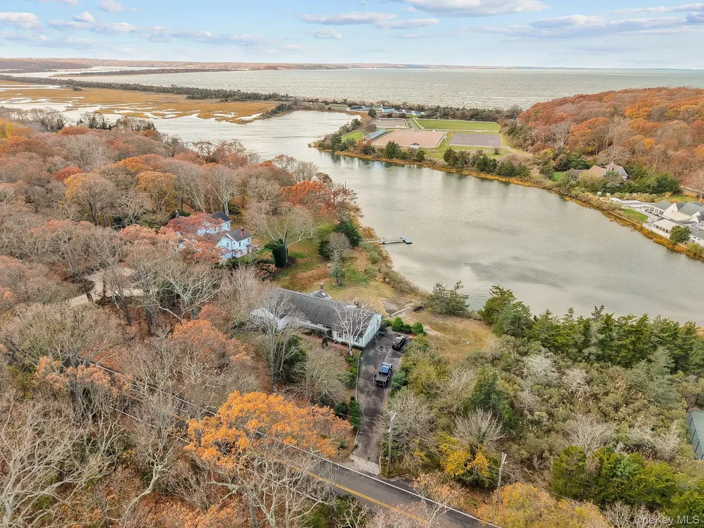 46 Mount Grey Road Setauket NY 11733