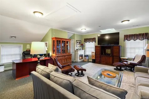 135 Bedford Road Katonah NY 10536
