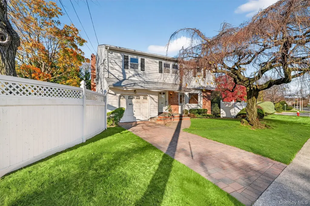 603 Foxhurst Road Baldwin NY 11510