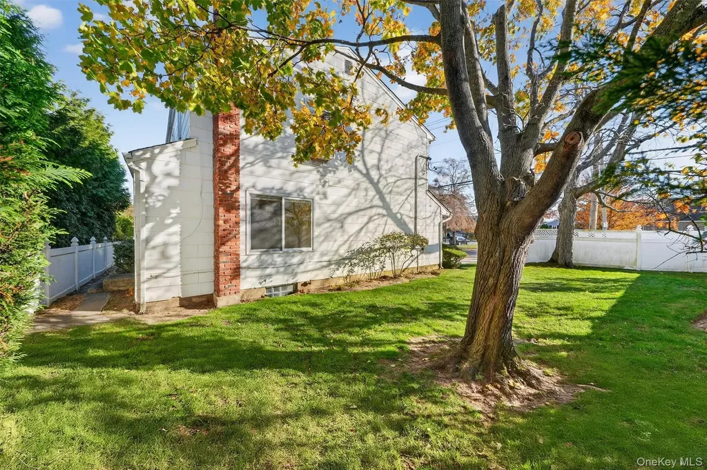 603 Foxhurst Road Baldwin NY 11510