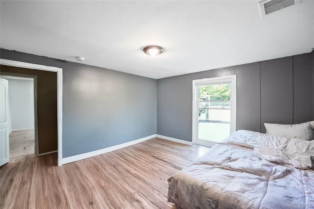 1113 Joselson Avenue Bay Shore NY 11706