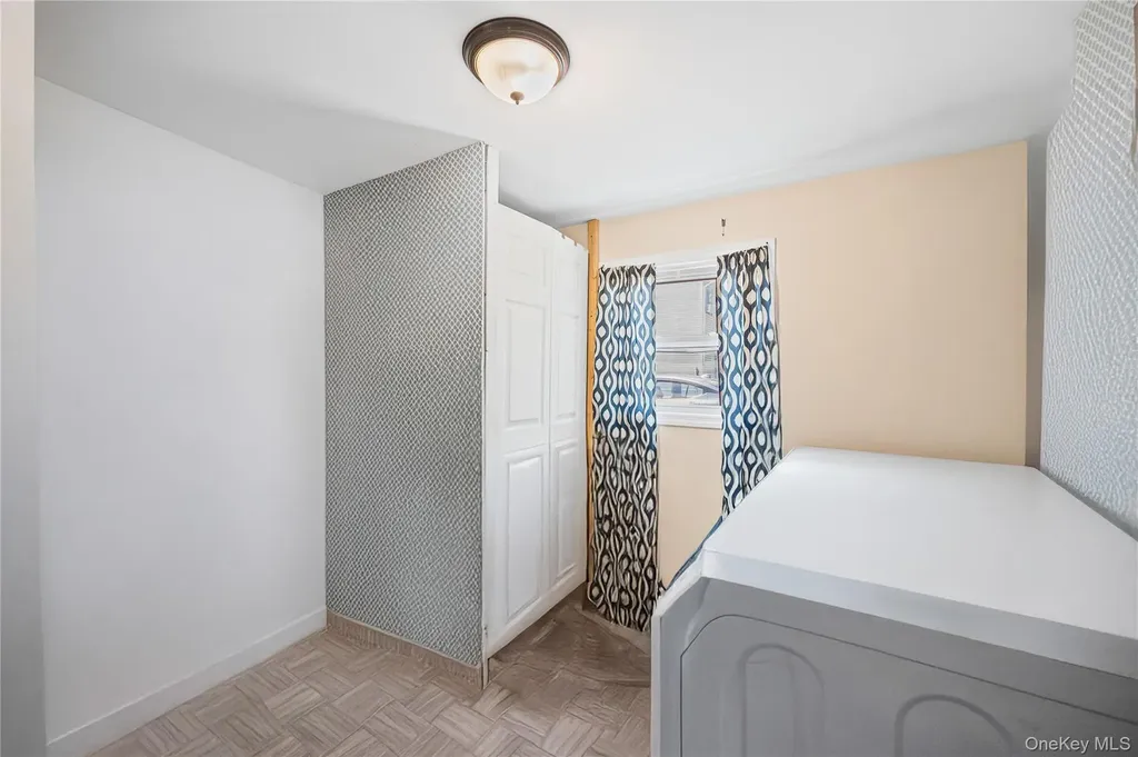 1113 Joselson Avenue Bay Shore NY 11706