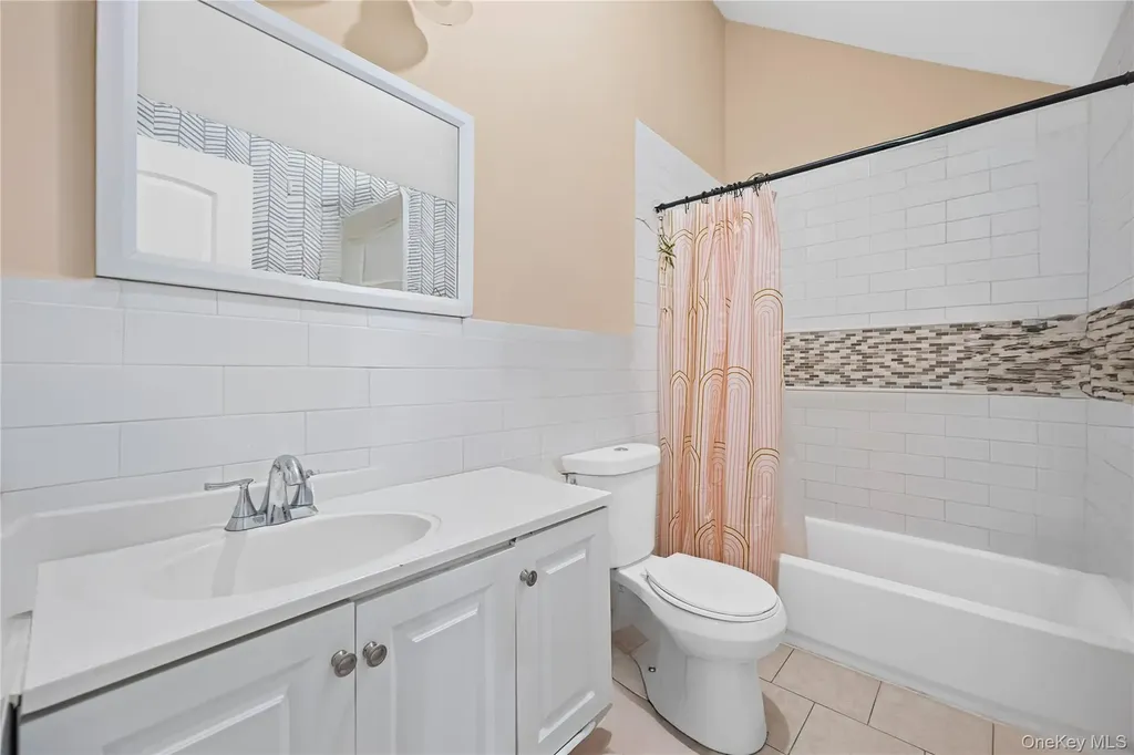 1113 Joselson Avenue Bay Shore NY 11706