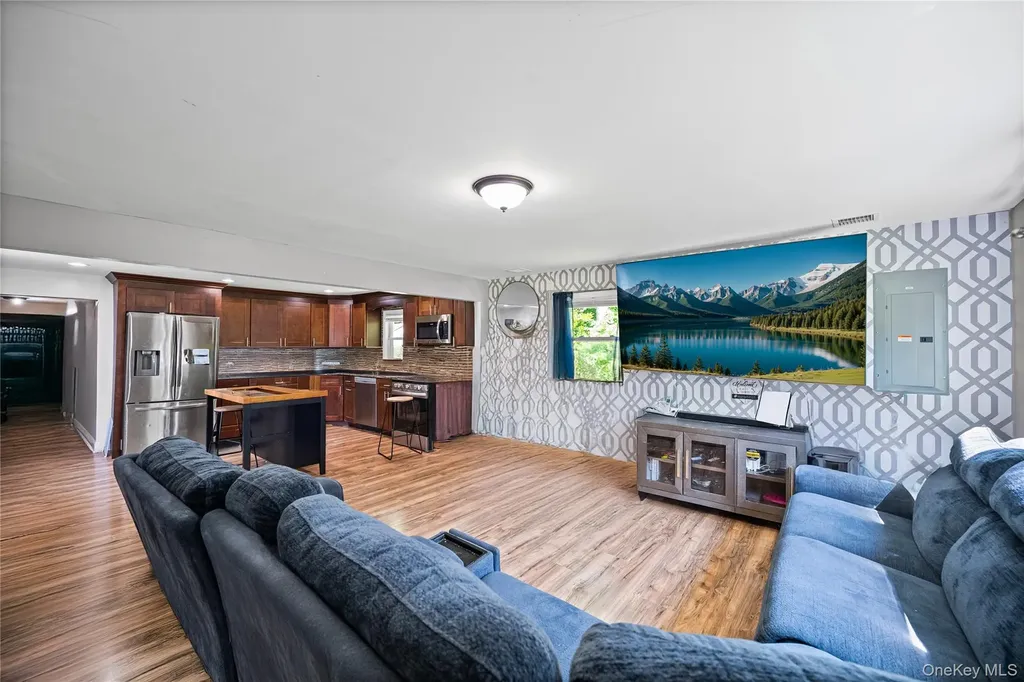 1113 Joselson Avenue Bay Shore NY 11706