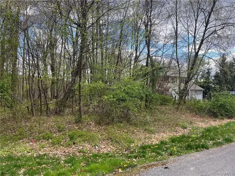 Sherwood Road Cortlandt Manor NY 10567