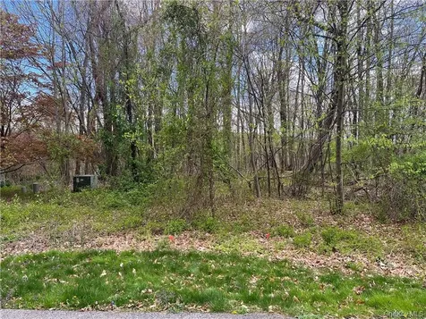Sherwood Road Cortlandt Manor NY 10567