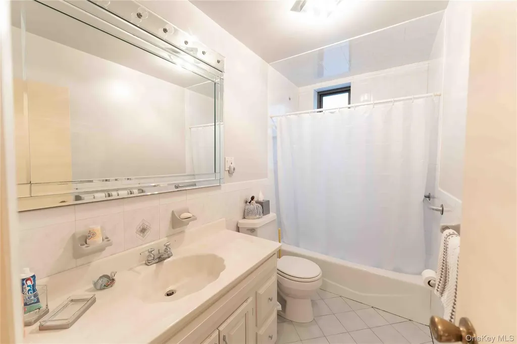 765 E 9th Street Brooklyn NY 11230