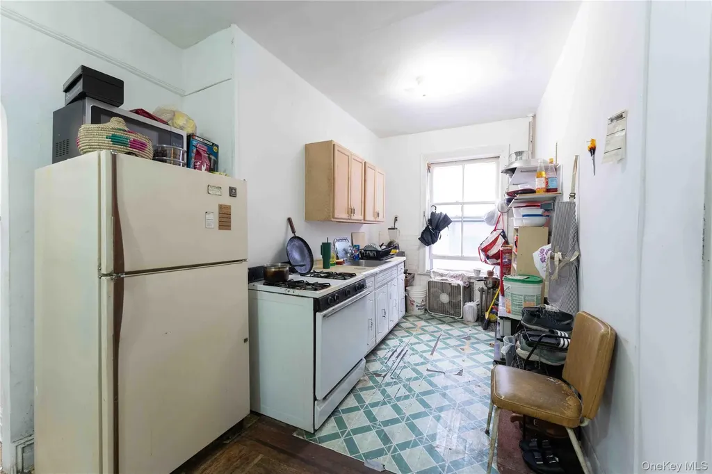 765 E 9th Street Brooklyn NY 11230