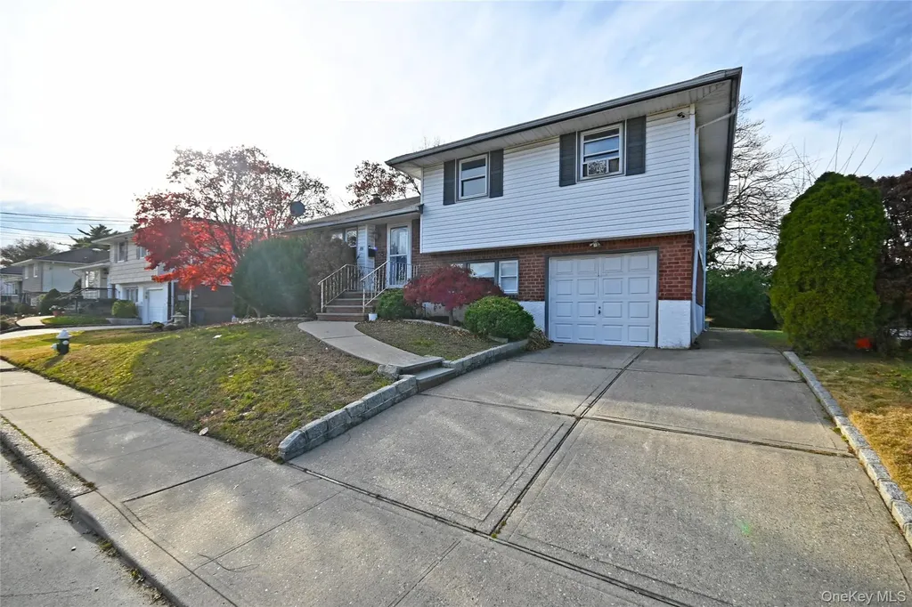 89 Osborne Road West Hempstead NY 11552