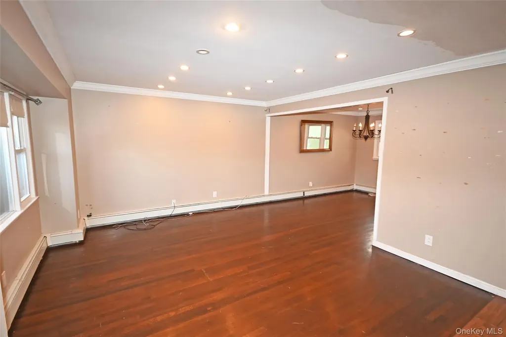 89 Osborne Road West Hempstead NY 11552