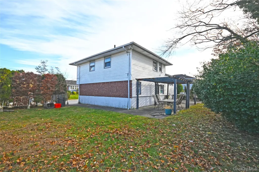 89 Osborne Road West Hempstead NY 11552
