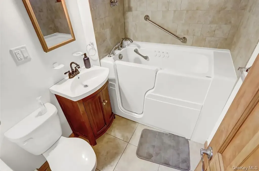 6 Just Court Brooklyn NY 11229