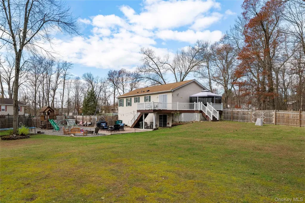 95 Osborne Hill Road Fishkill NY 12524
