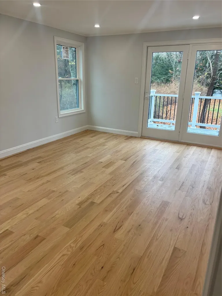 409 Bay Avenue Patchogue NY 11772