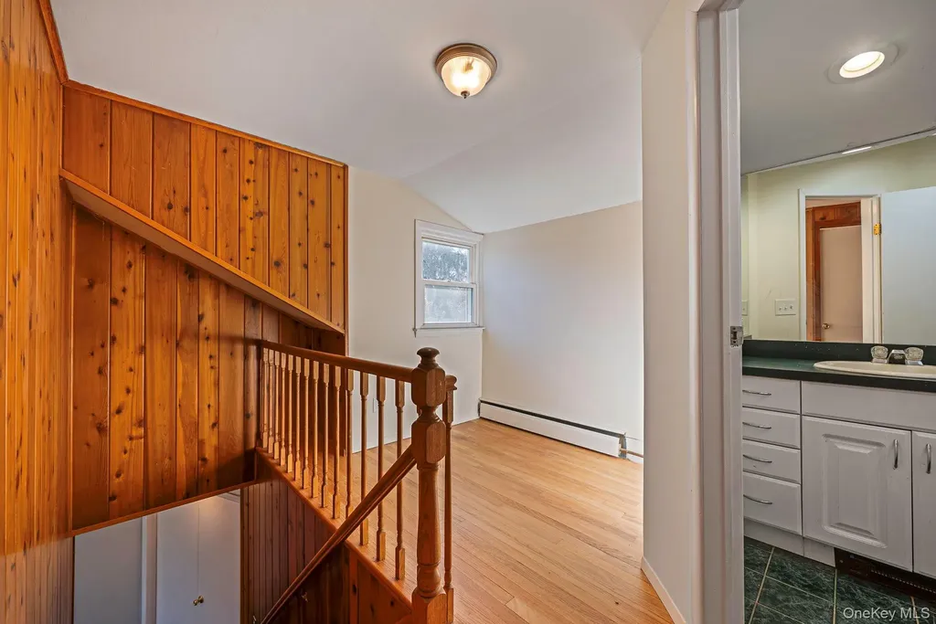 10 Sylvan Lane Miller Place NY 11764