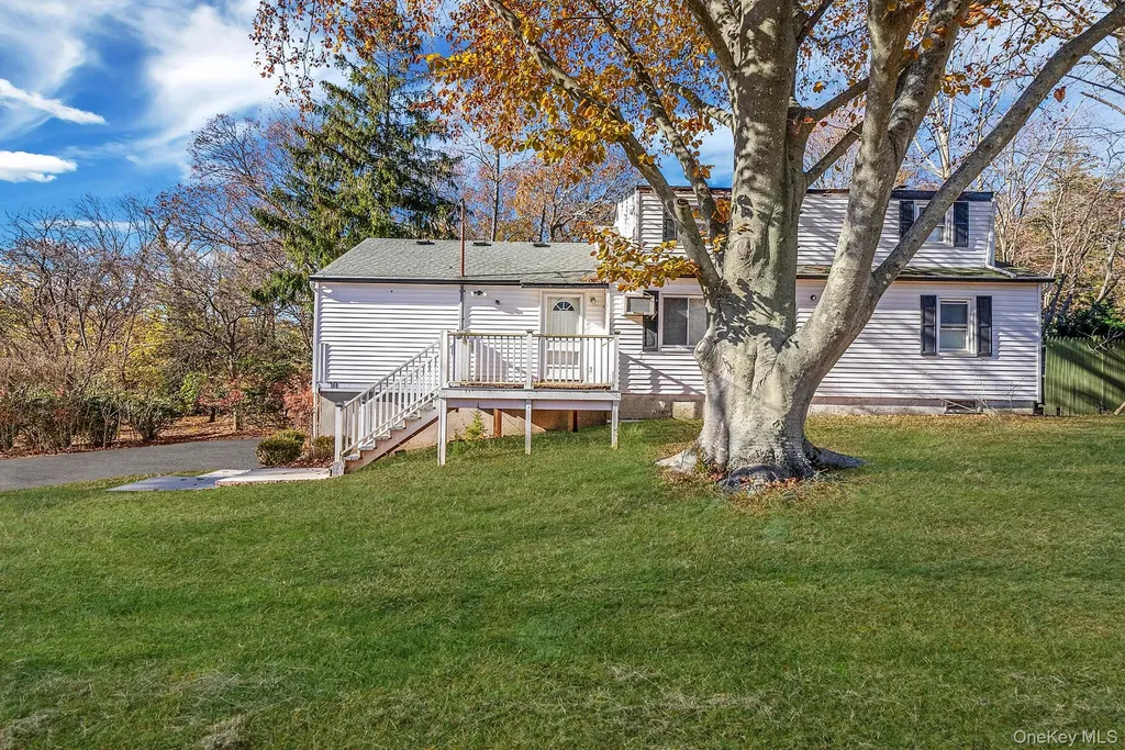 10 Sylvan Lane Miller Place NY 11764
