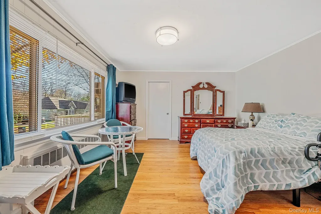 10 Sylvan Lane Miller Place NY 11764