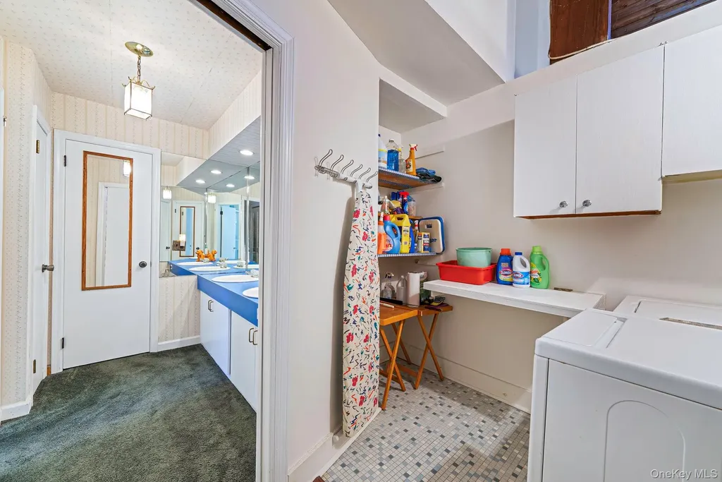 10 Sylvan Lane Miller Place NY 11764
