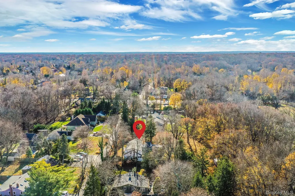 10 Sylvan Lane Miller Place NY 11764