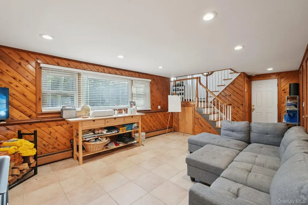 52 Pinebrook Road Monsey NY 10952