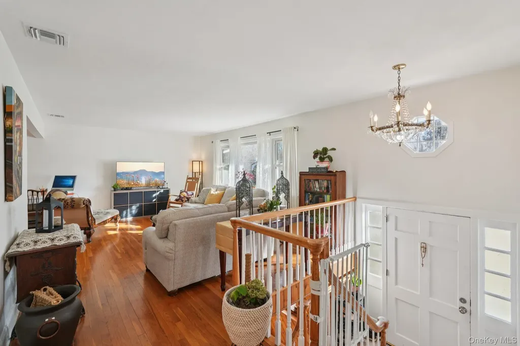 52 Pinebrook Road Monsey NY 10952