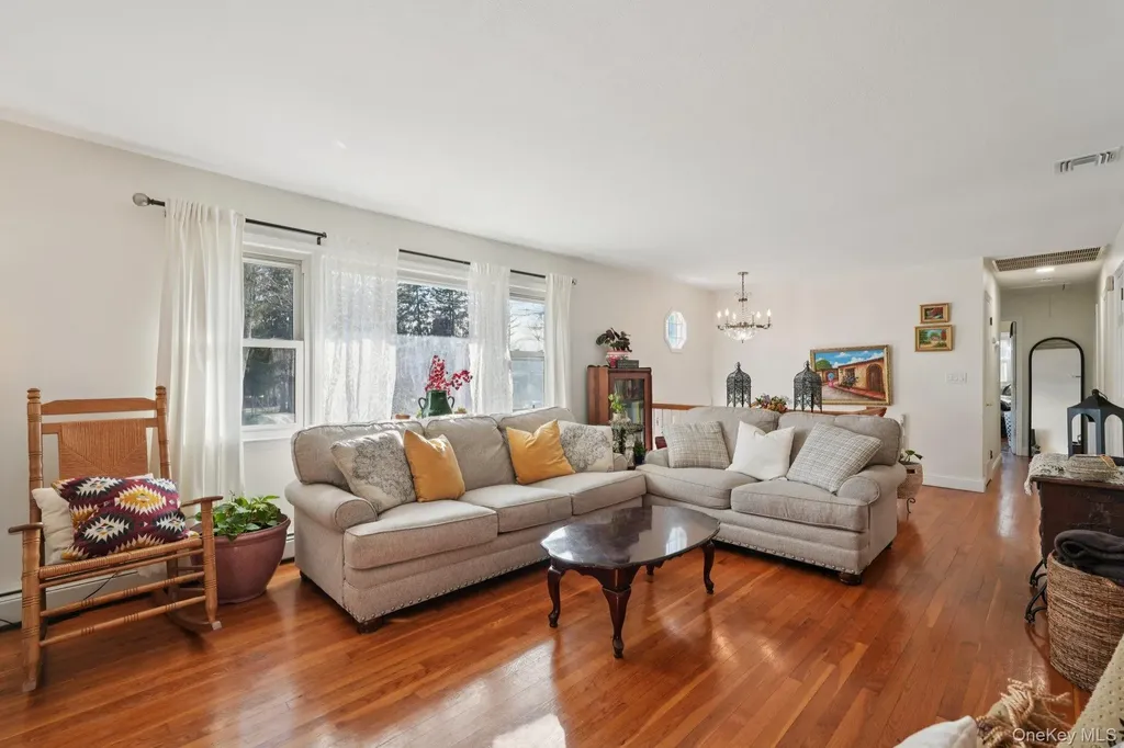 52 Pinebrook Road Monsey NY 10952