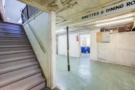 32-33/35/37/39 Steinway Street Astoria NY 11103