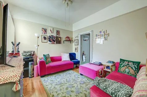 32-33/35/37/39 Steinway Street Astoria NY 11103