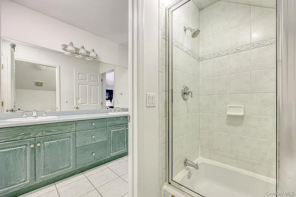 22 Golden Road Suffern NY 10901