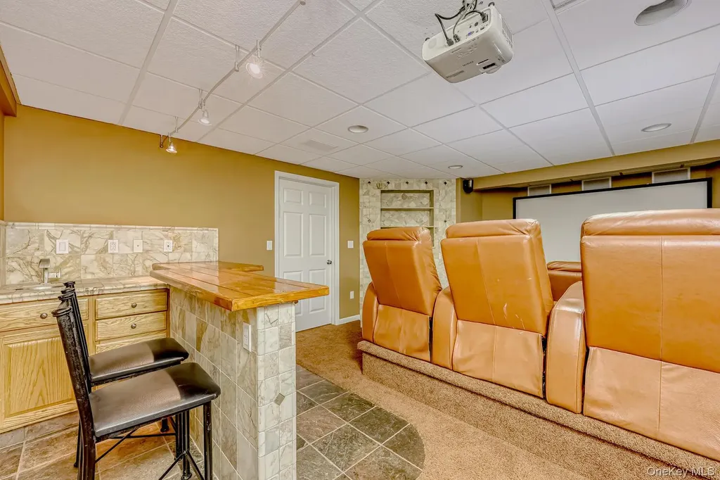 22 Golden Road Suffern NY 10901