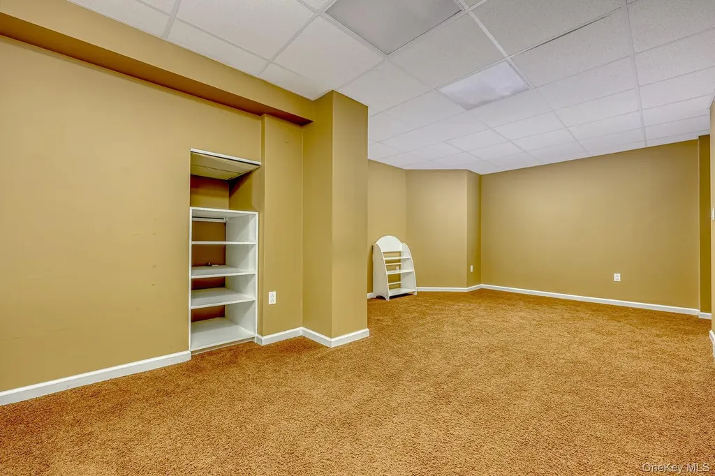 22 Golden Road Suffern NY 10901