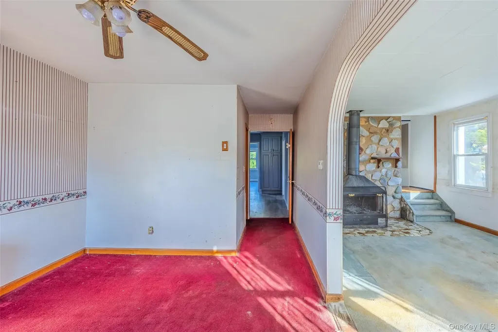 17 Andrew Avenue Islip Terrace NY 11752