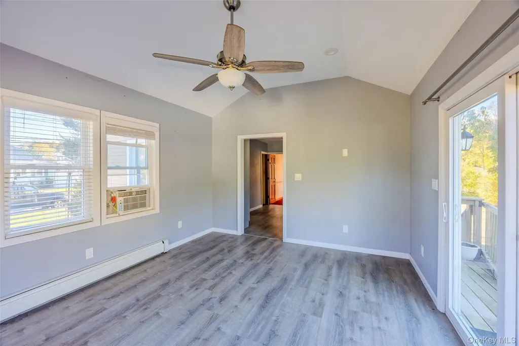 17 Andrew Avenue Islip Terrace NY 11752